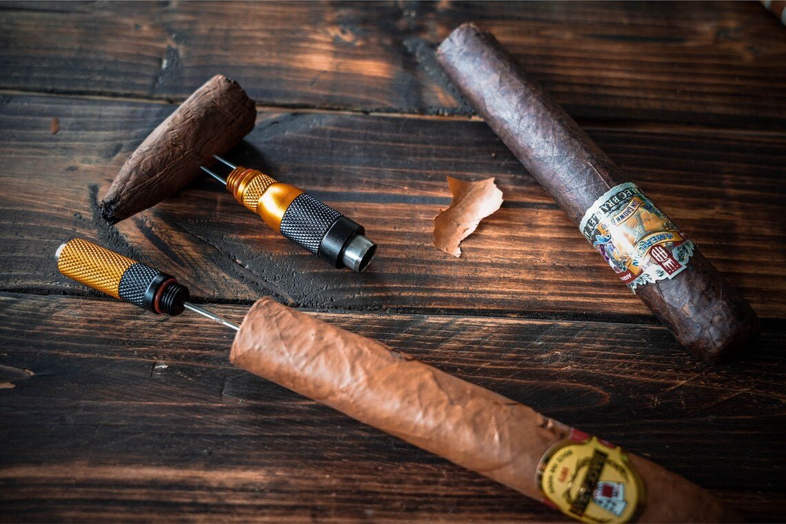 engraved cigar draw tool gold - custom cigar tool for smokers